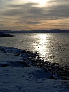 un étrange coucher de soleil à 15 heures